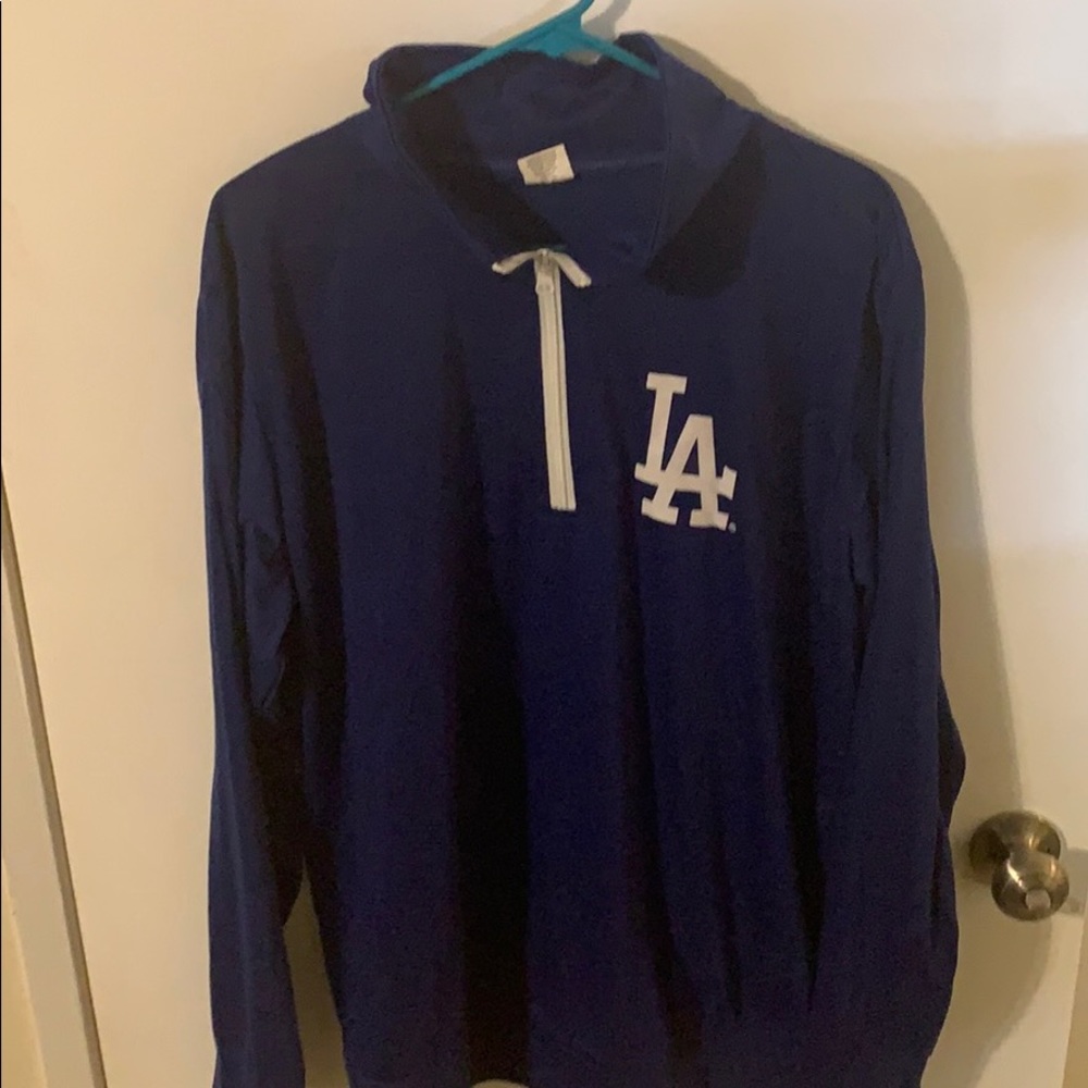 Long sleeve pullover